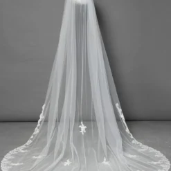 Sluier Met Italiaanse Kant S115-300/1/MED | Poirier