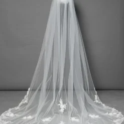 Poirier Enkellaagse Sluier Met Luxe Bloemversiering S117-300/1/MED